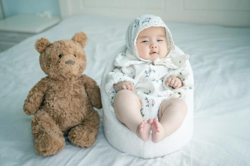 岑溪宝宝7个月发育标准 岑溪宝宝7个月发育标准